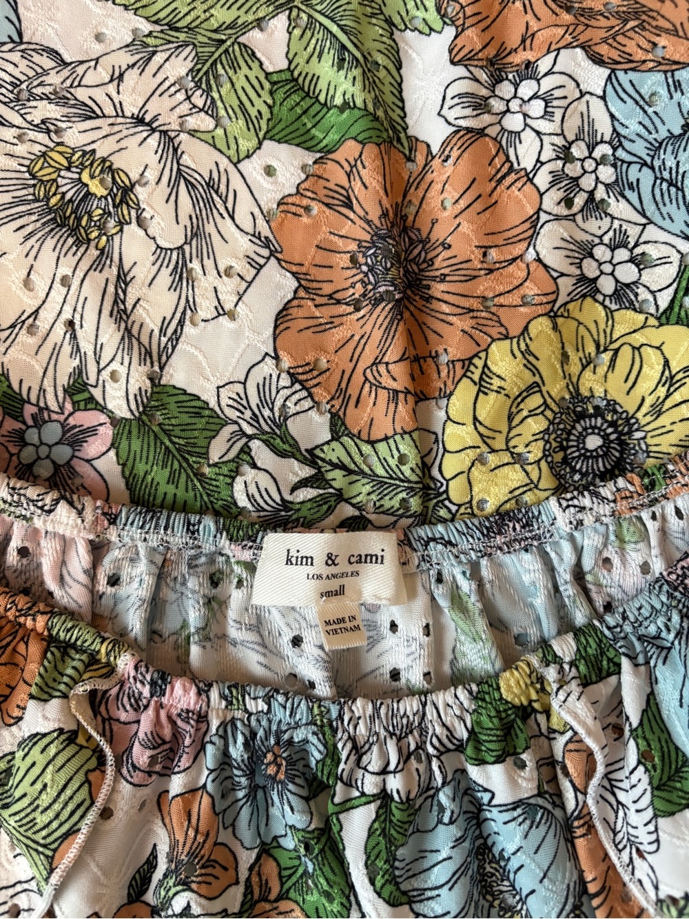 Kim & Camo Women's Floral Ruffle Sleeve Top - S - Picture 4 of 4
